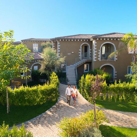 Is Serenas Badesi Resort エクステリア 写真