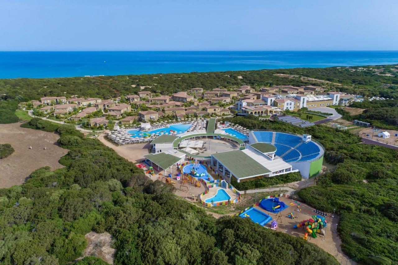 Is Serenas Badesi Resort エクステリア 写真