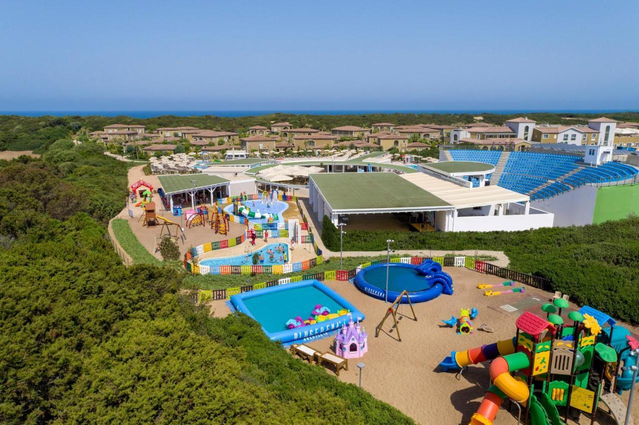 Is Serenas Badesi Resort エクステリア 写真