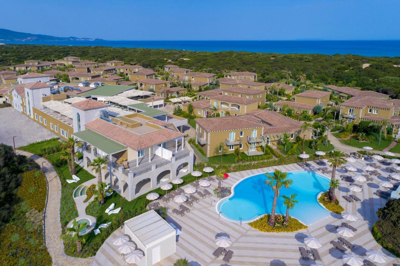 Is Serenas Badesi Resort エクステリア 写真